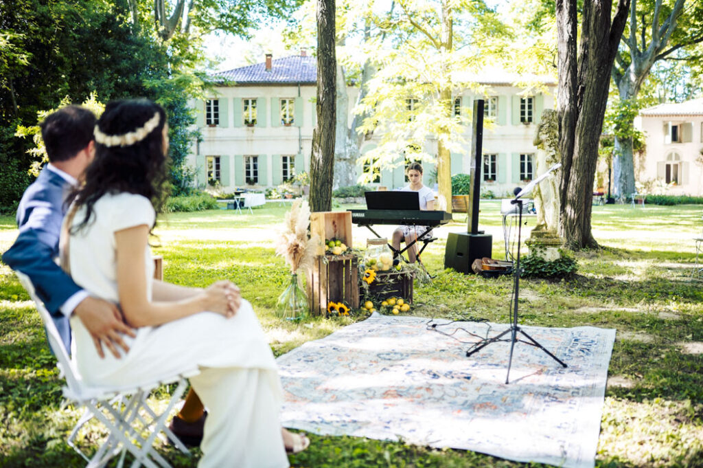 ceremonie laïque dans le parc du Domaine Le Taleur -île de la Barthelasse - Avignon